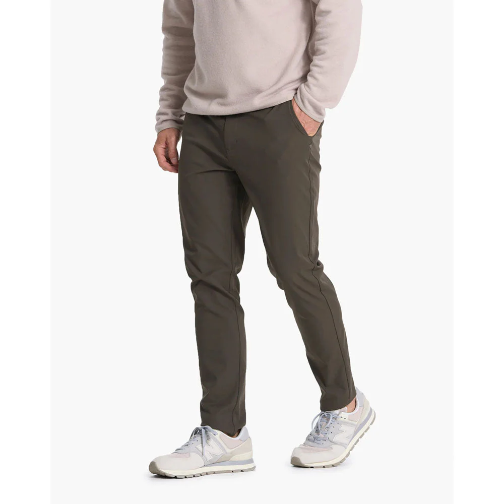 Men's Cascade Tech Chino Pant - Image 3
