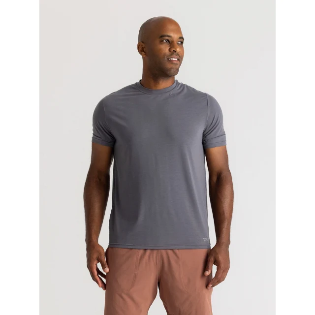 Men's Elevate Lightweight Tee - Image 5