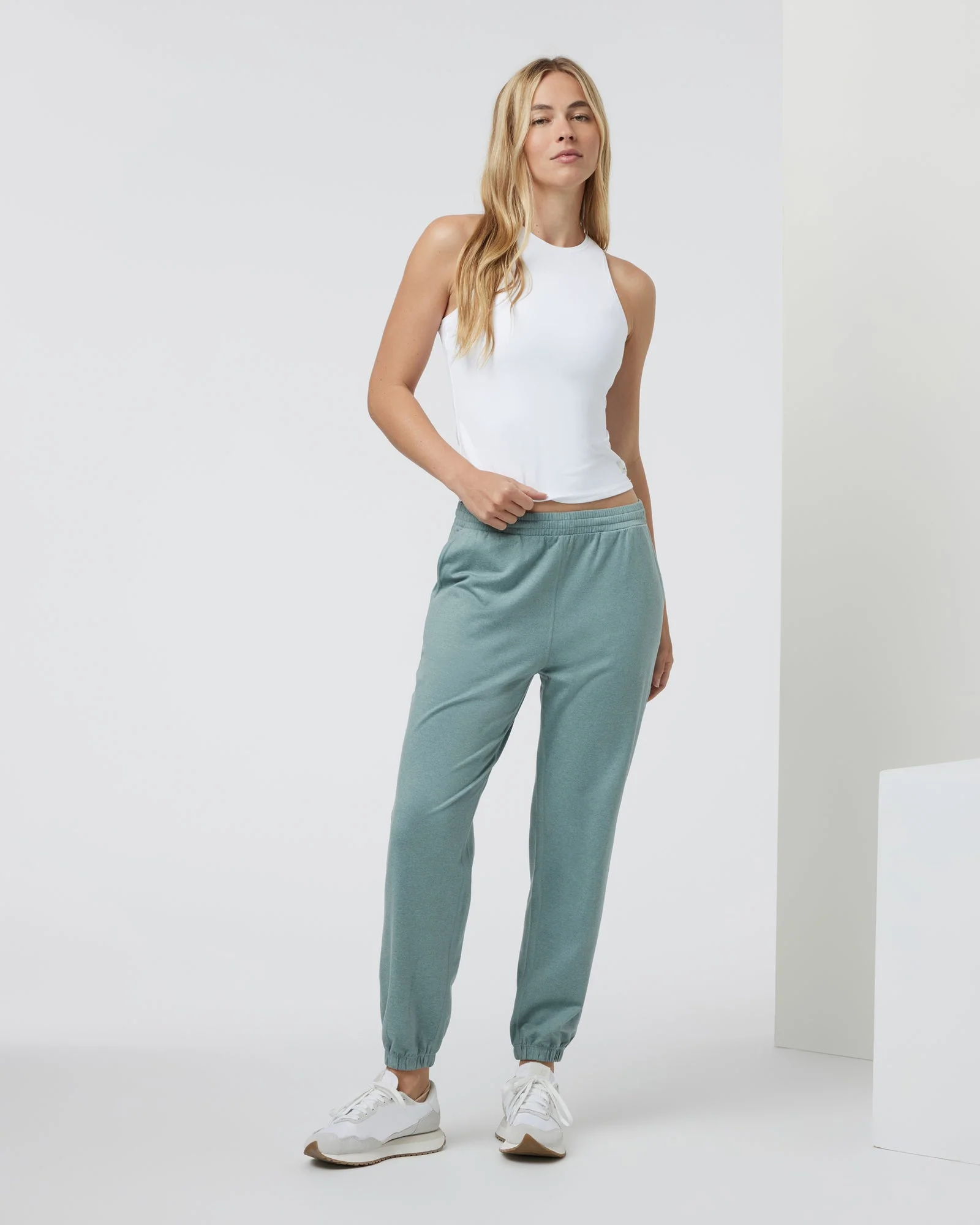 W Boyfriend Jogger - Image 2