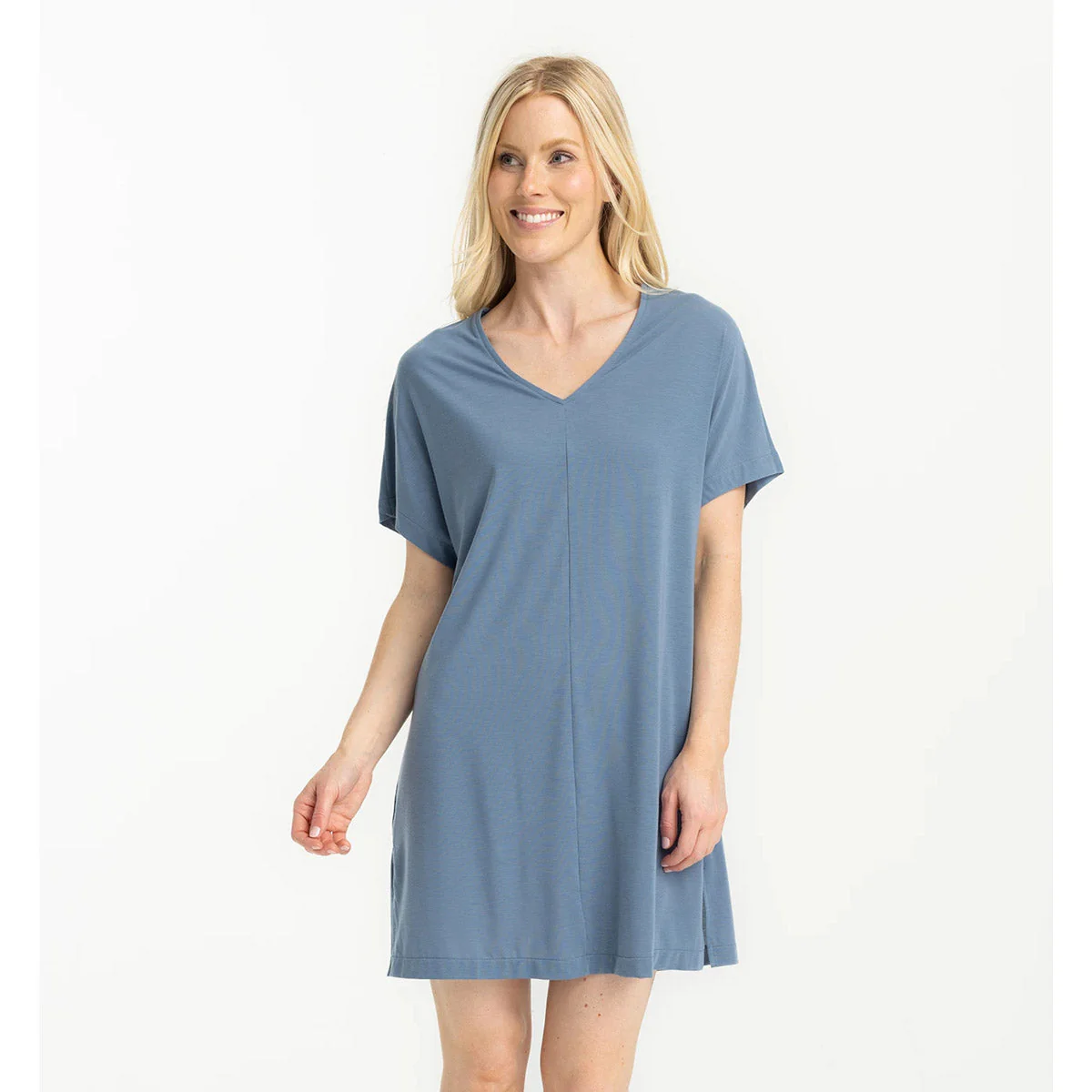 Women's Elevate Lightweight Coverup - Image 2