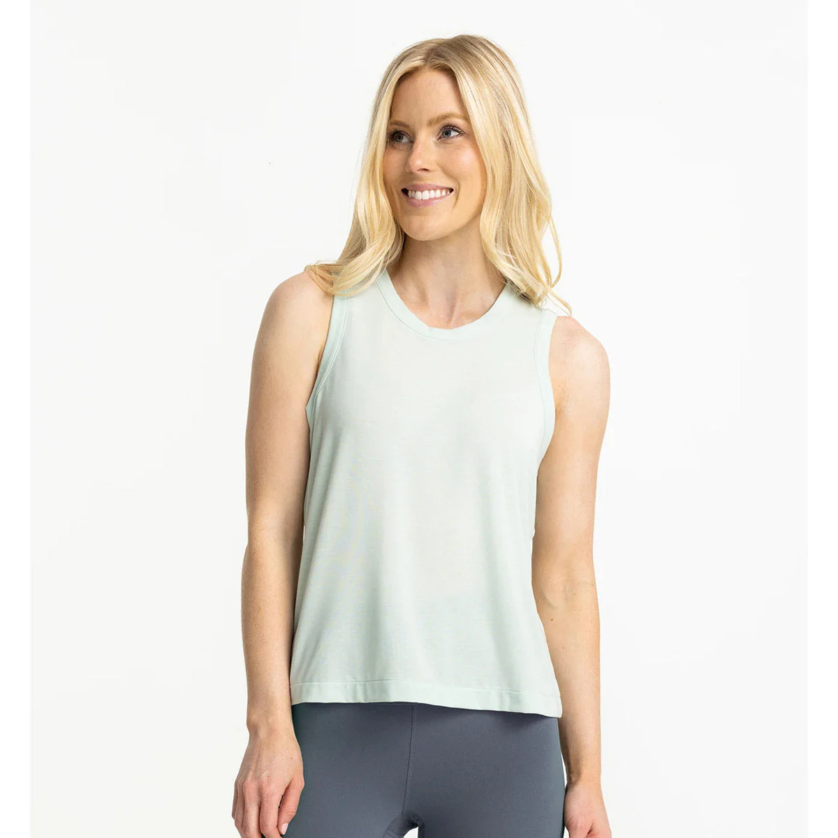 Women's Elevate Lightweight Tank - Image 3