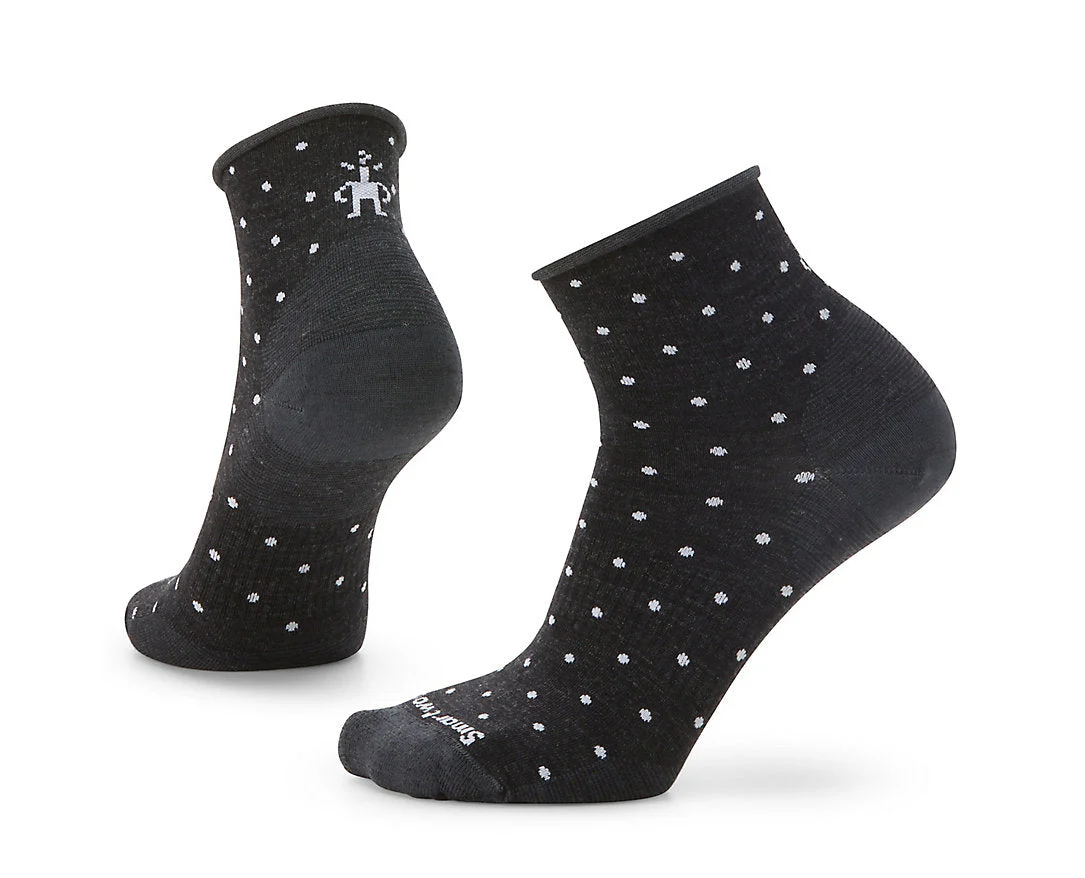 Women's Everyday Classic Dot Ankle Socks - Image 5