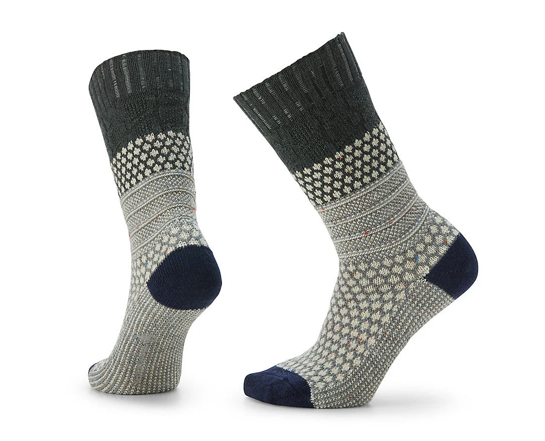 Women's Everyday Popcorn Cable Crew Socks - Image 14