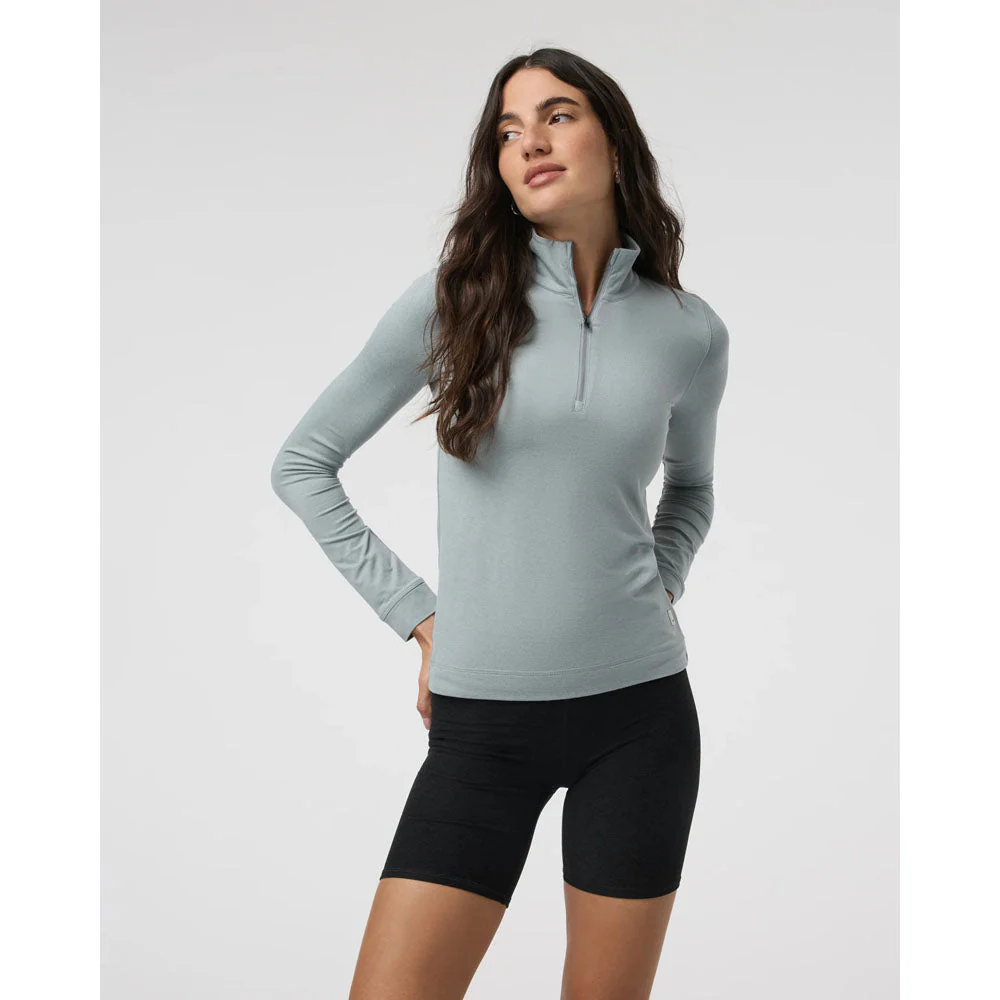 W Halo Essential Half Zip - Image 3