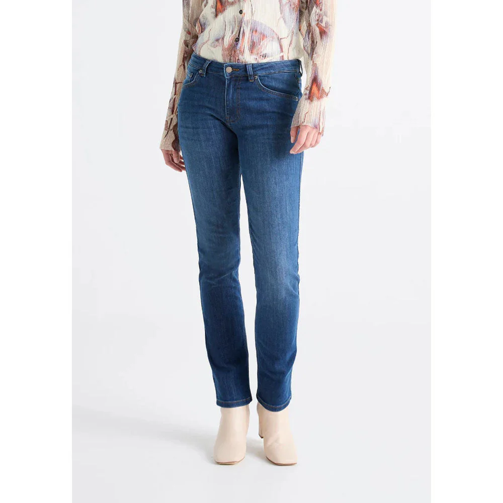 Women's Performance Denim Mid Rise Slim Straight - 30" Inseam - Image 2